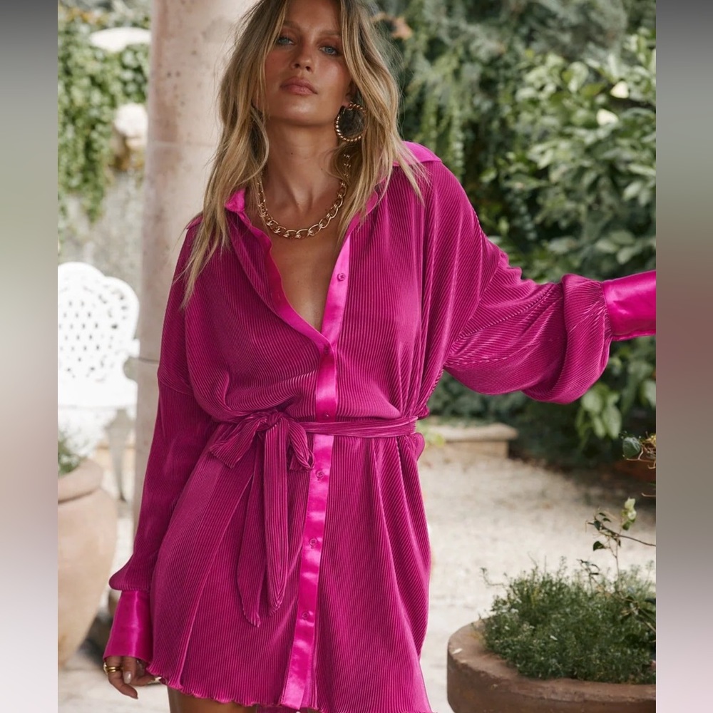 12th tribe Cara Fuchsia Plisse Mini Dress